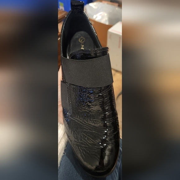 Unity in Diversity Slip On Black Shoes Size 38 (US 7.5-8) - Picture 5 of 10